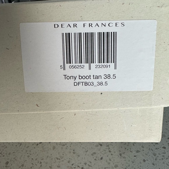 Dear Frances Tony boots, Tan suede, size 38.5 (US 8) - Picture 5 of 9